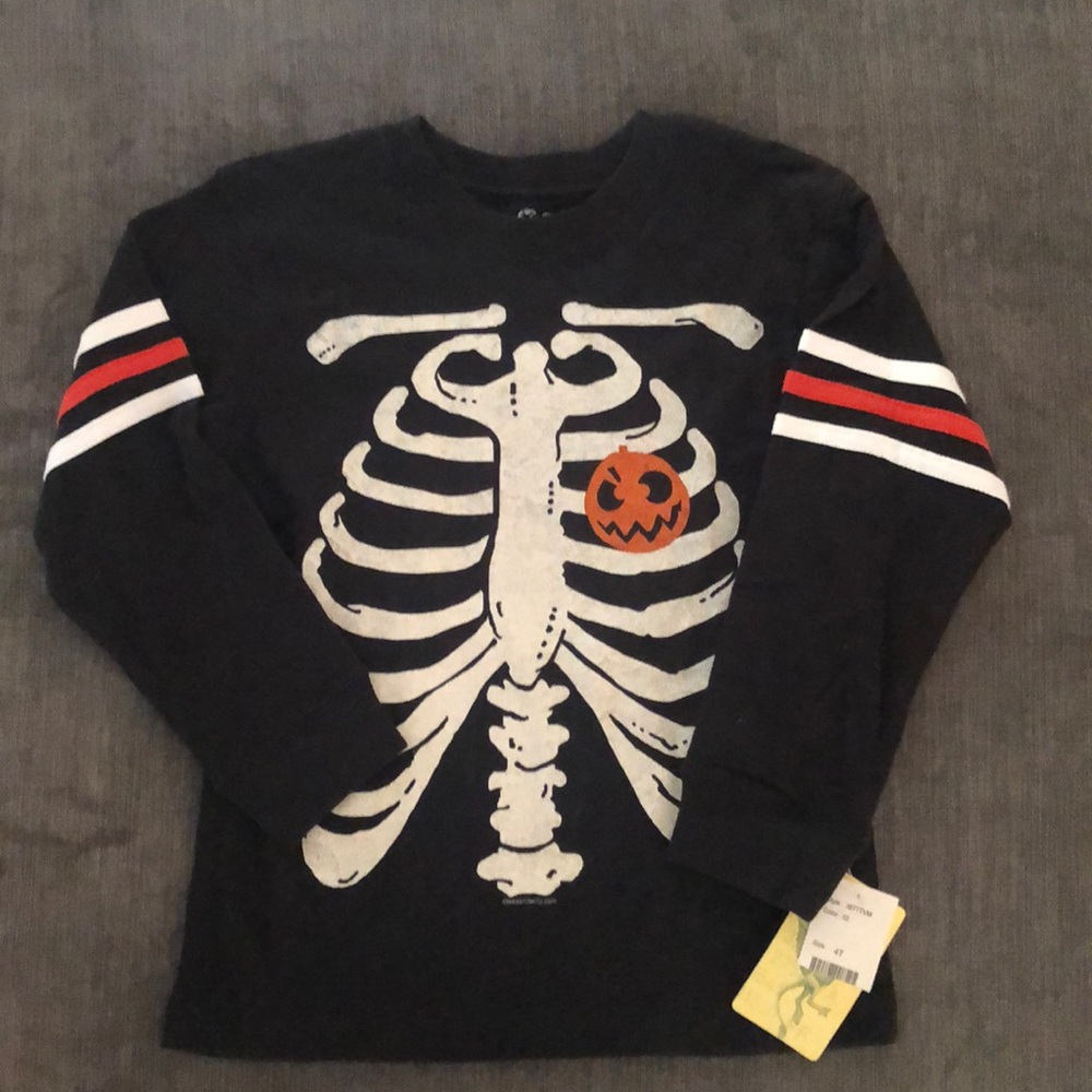 NWT Halloween Shirt